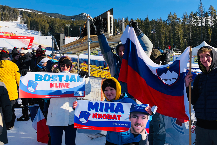 SloSki fans Lake Louise CAN