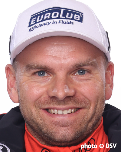 headshot-athlete